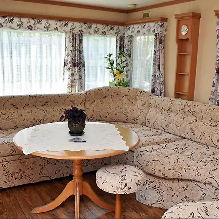 Letniskowe - Ivonsan 山林小屋 *