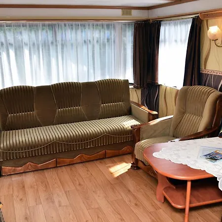 Letniskowe - Ivonsan 山林小屋 *