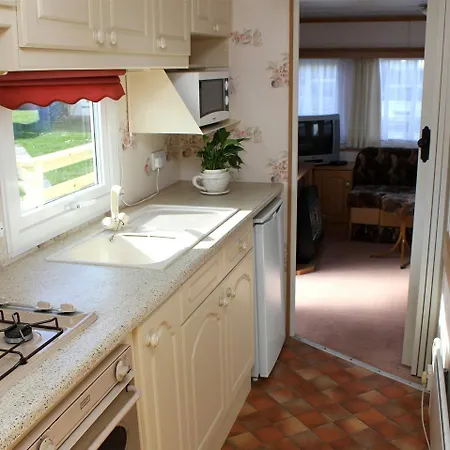 Letniskowe - Ivonsan 山林小屋 *