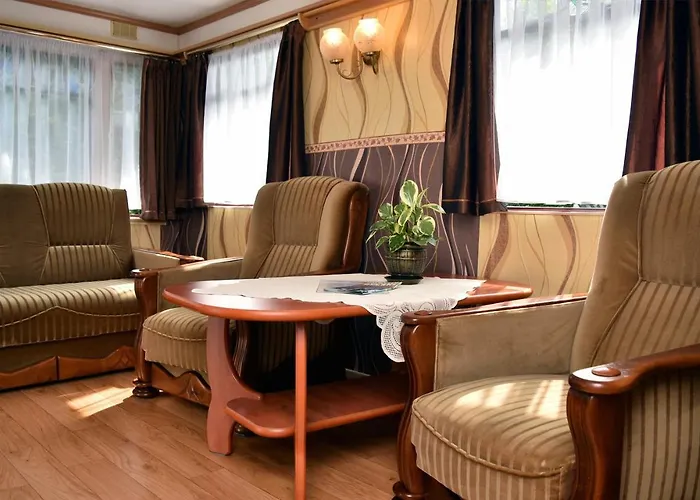 Letniskowe - Ivonsan Деревянный коттедж *